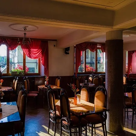 Nocleg ze śniadaniem Centrum - Duży Ogród Szczawnica