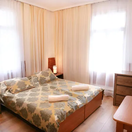 Centrum - Duży Ogród 3*