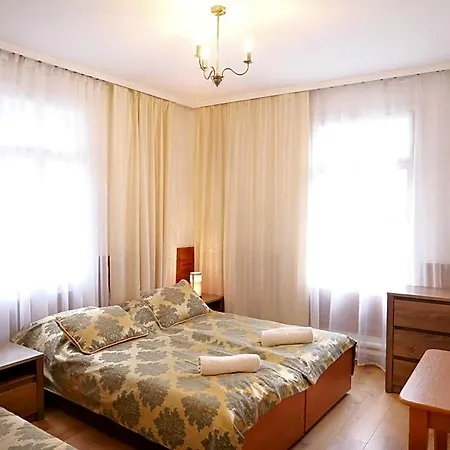 Centrum - Duzy Ogrod Oda ve Kahvaltı