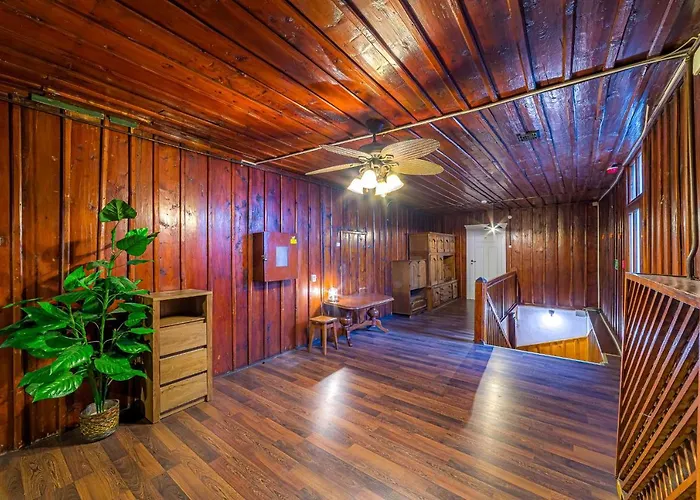 Centrum - Duży Ogród 3*